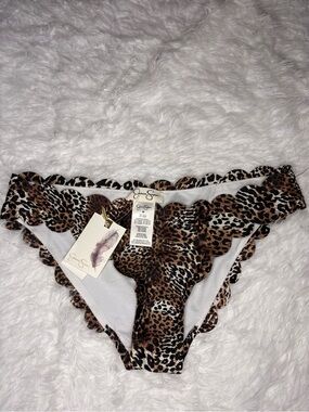 Jessica Simpson Leopard Scalloped Bikini Brief - Brown Leopard